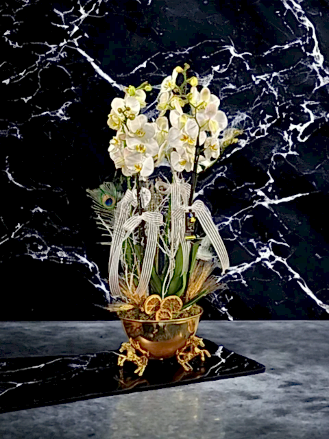 Gold Vazoda 4 dal Beyaz Orkide